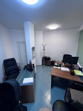 Продажба на офиси в град Бургас - изображение 9 