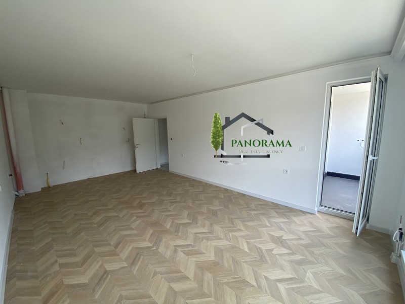 Продава  3-стаен, град Шумен, Боян Българанов 1 •  118 000 EUR • ID 89013482 — holmes.bg - [1] 