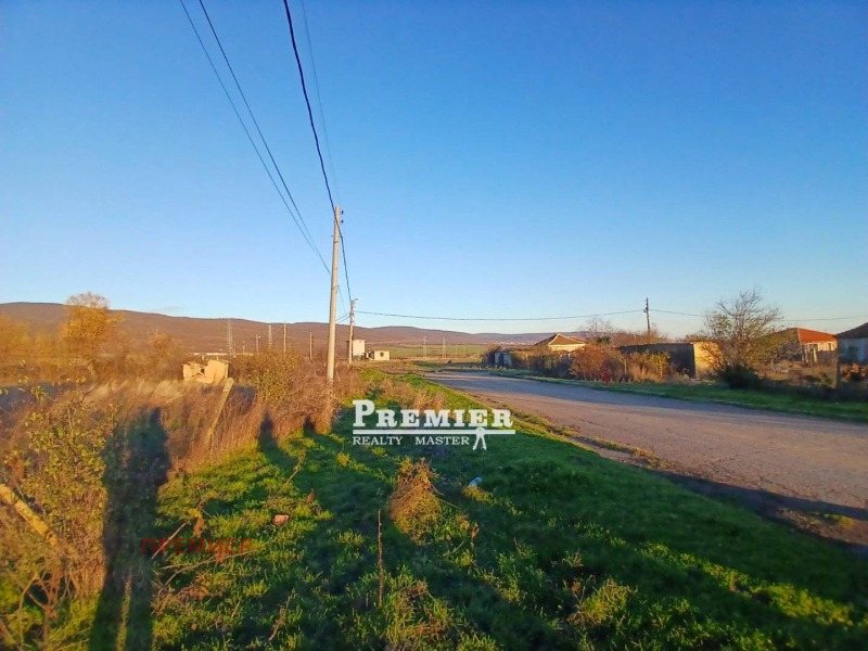 Продава ПАРЦЕЛ в област Бургас, с. Оризаре - 1505 кв.м / 50 000 € » 97 791.50 лв., ПРЕМИЕР