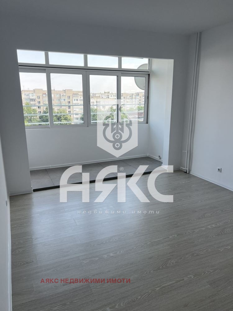 Продава  2-стаен, град София, Люлин 6 •  129 999 EUR • ID 26231814 — holmes.bg - [1] 