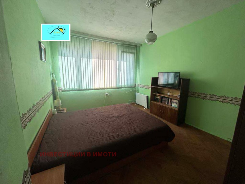 Продава  3-стаен град Перник , Център , 80 кв.м | 72111721 - изображение [2]