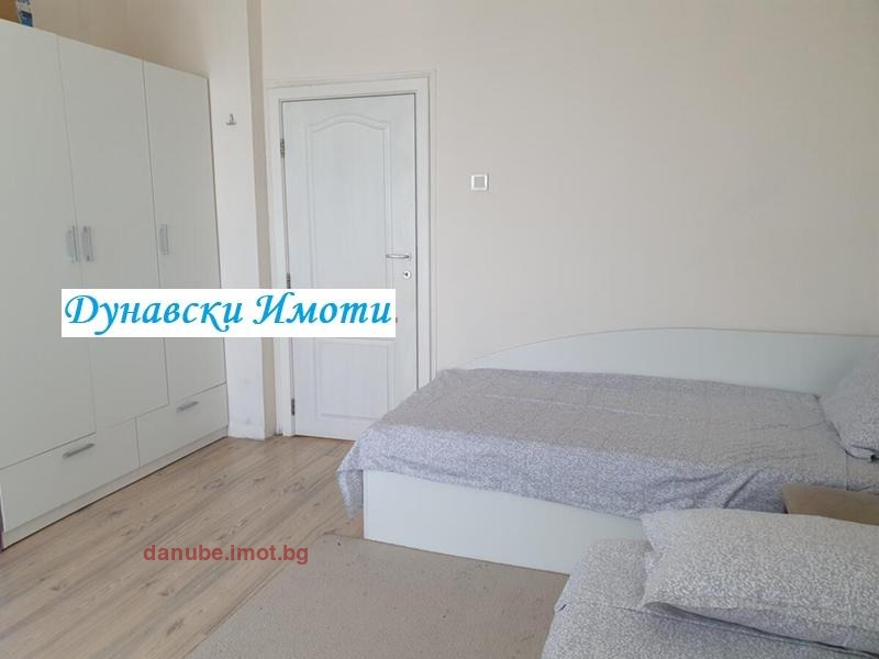 Продава 3-СТАЕН, гр. Русе, Възраждане, снимка 6 - Апартаменти - 53828572