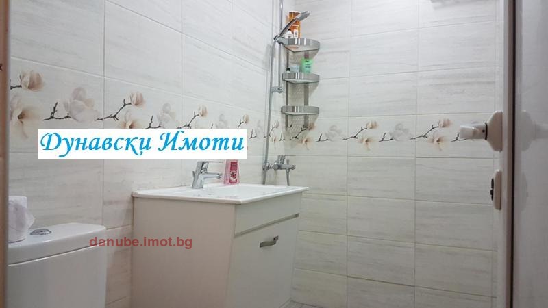 Продава 3-СТАЕН, гр. Русе, Възраждане, снимка 7 - Апартаменти - 53828572