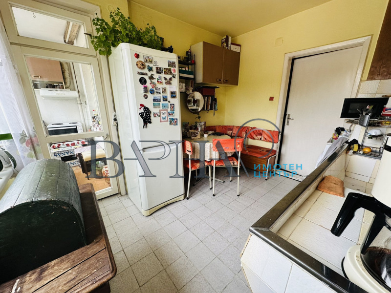Продава  4-стаен град Варна , Левски 1 , 120 кв.м | 40018174 - изображение [13]