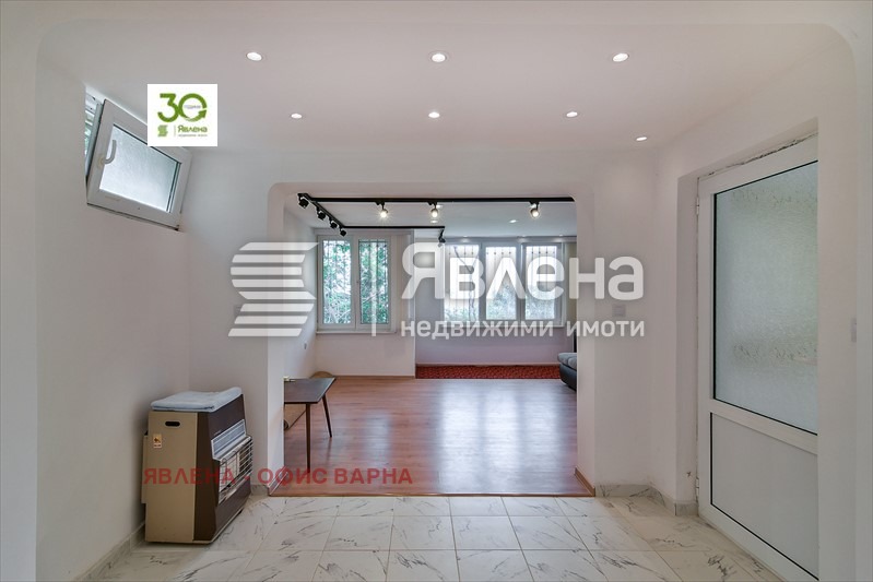 Продава КЪЩА, гр. Варна, Бриз, снимка 8 - Къщи - 49457683