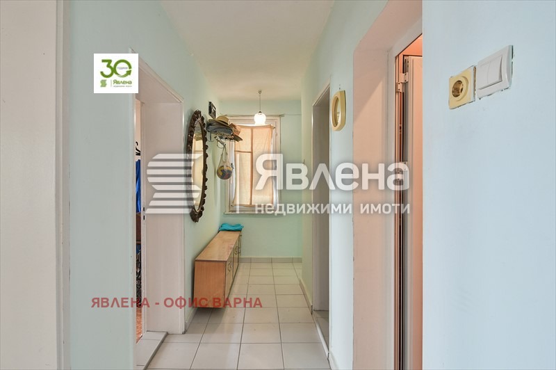 Продава КЪЩА, гр. Варна, Бриз, снимка 16 - Къщи - 49457683