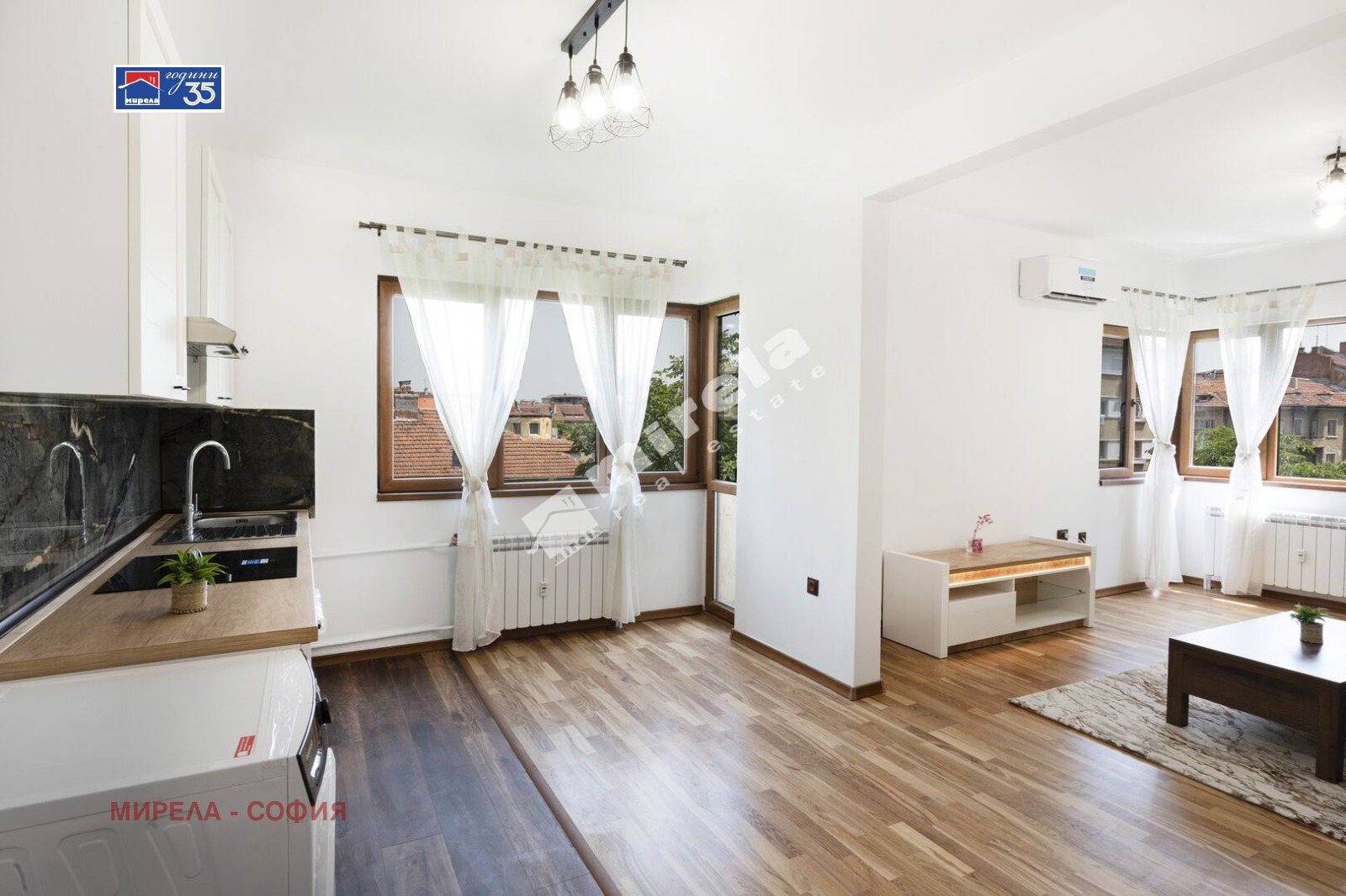 Продава 3-СТАЕН, гр. София, Център, снимка 1 - Апартаменти - 54212470