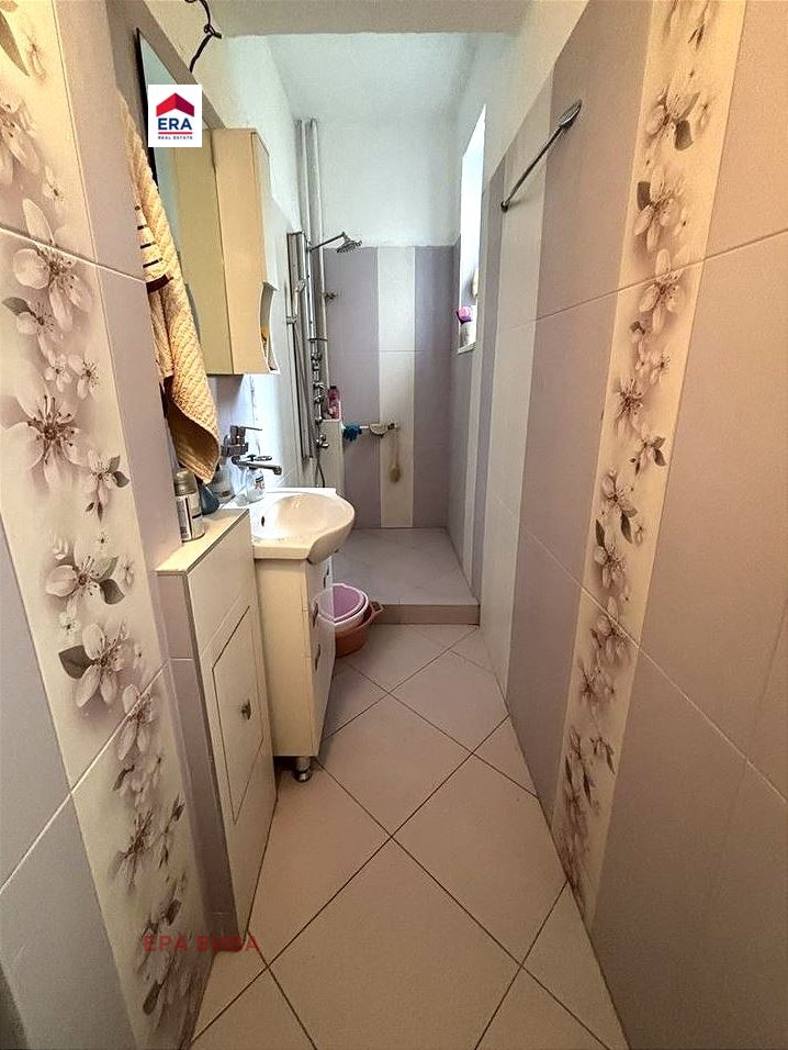 Продава МНОГОСТАЕН, гр. София, Оборище, снимка 14 - Апартаменти - 54791314