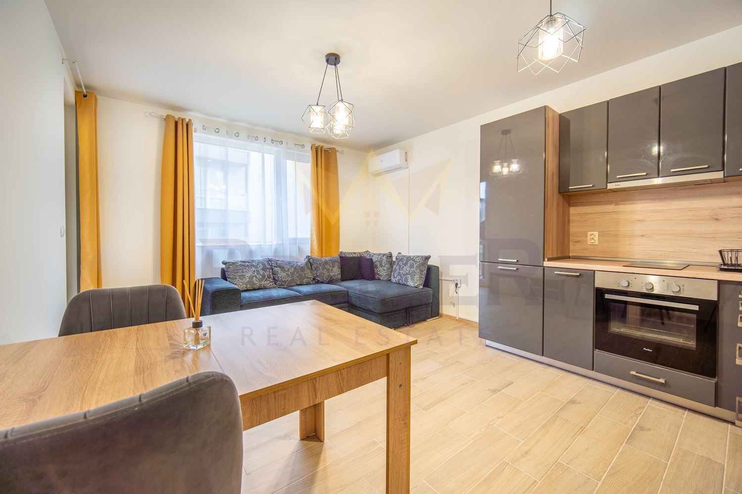 Продава 2-СТАЕН, гр. Варна, м-т Пчелина, снимка 3 - Апартаменти - 53910428