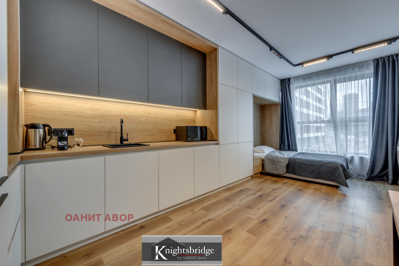 Продава 1-СТАЕН, град София, Център • 149200 € / 291809.84 лв. • 92831830 1