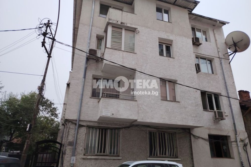 Satılık  2 yatak odası Sofia , Zona B-5-3 , 74 metrekare | 71550790