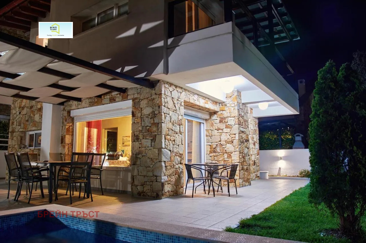 Продава КЪЩА, Извън страната, област Извън страната, снимка 2 - Къщи - 51400767