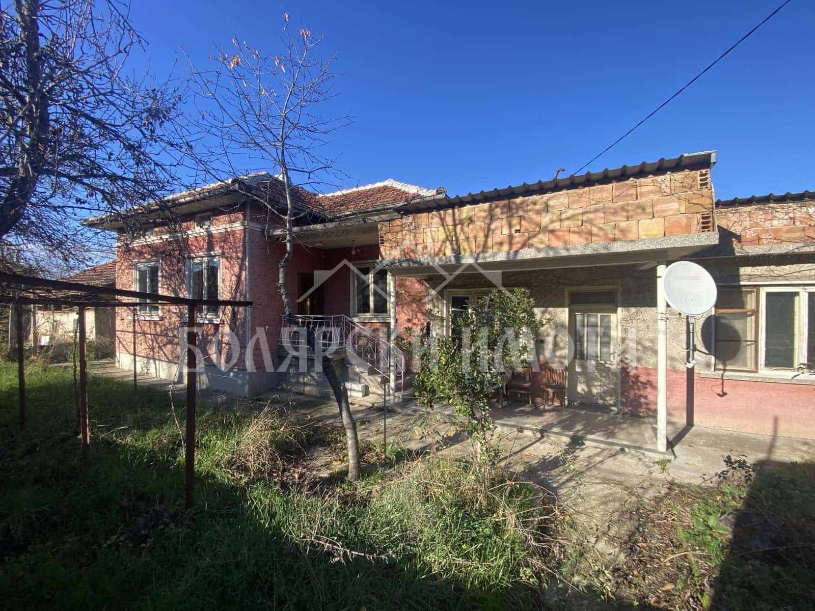 Продава КЪЩА, с. Ново село, област Велико Търново, снимка 2 - Къщи - 52649969