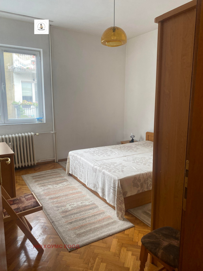 De vânzare  1 dormitor Sofia , Țentâr , 65 mp | 28781571 - imagine [7]