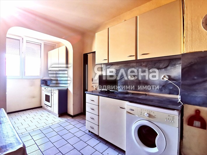 Продава 3-СТАЕН, гр. Пловдив, Южен, снимка 4 - Aпартаменти - 48503187