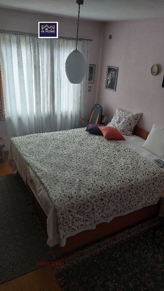 Продава 4-СТАЕН, гр. Мездра, област Враца