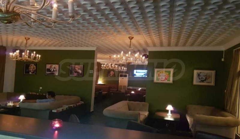 Till salu  Hotell Varna , k.k. Zlatni pjasaci , 26165 kvm | 34643883 - bild [6]