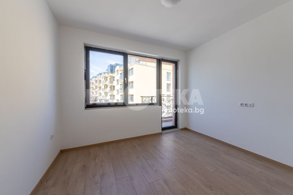 Продава 2-СТАЕН, гр. Варна, к.к. Св.Св. Константин и Елена, снимка 5 - Апартаменти - 54255516
