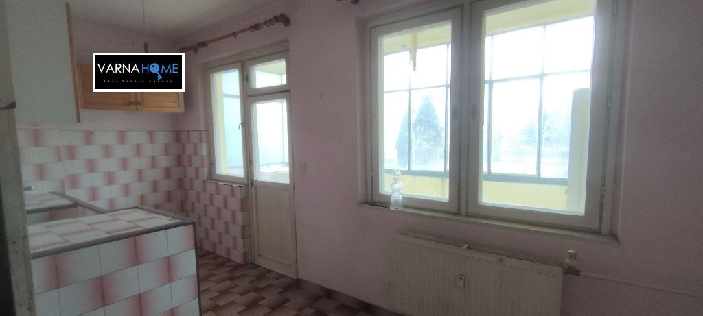 Продава 4-СТАЕН, гр. Варна, Трошево, снимка 3 - Апартаменти - 53922005