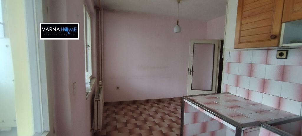 Продава 4-СТАЕН, гр. Варна, Трошево, снимка 2 - Апартаменти - 53922005