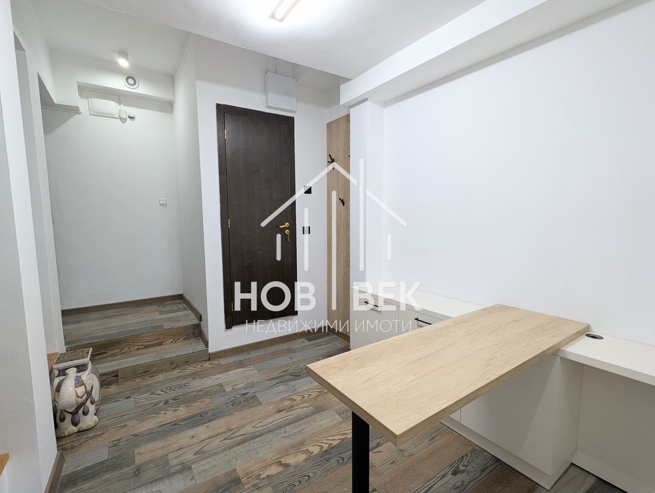 Продава ОФИС, гр. Варна, Център