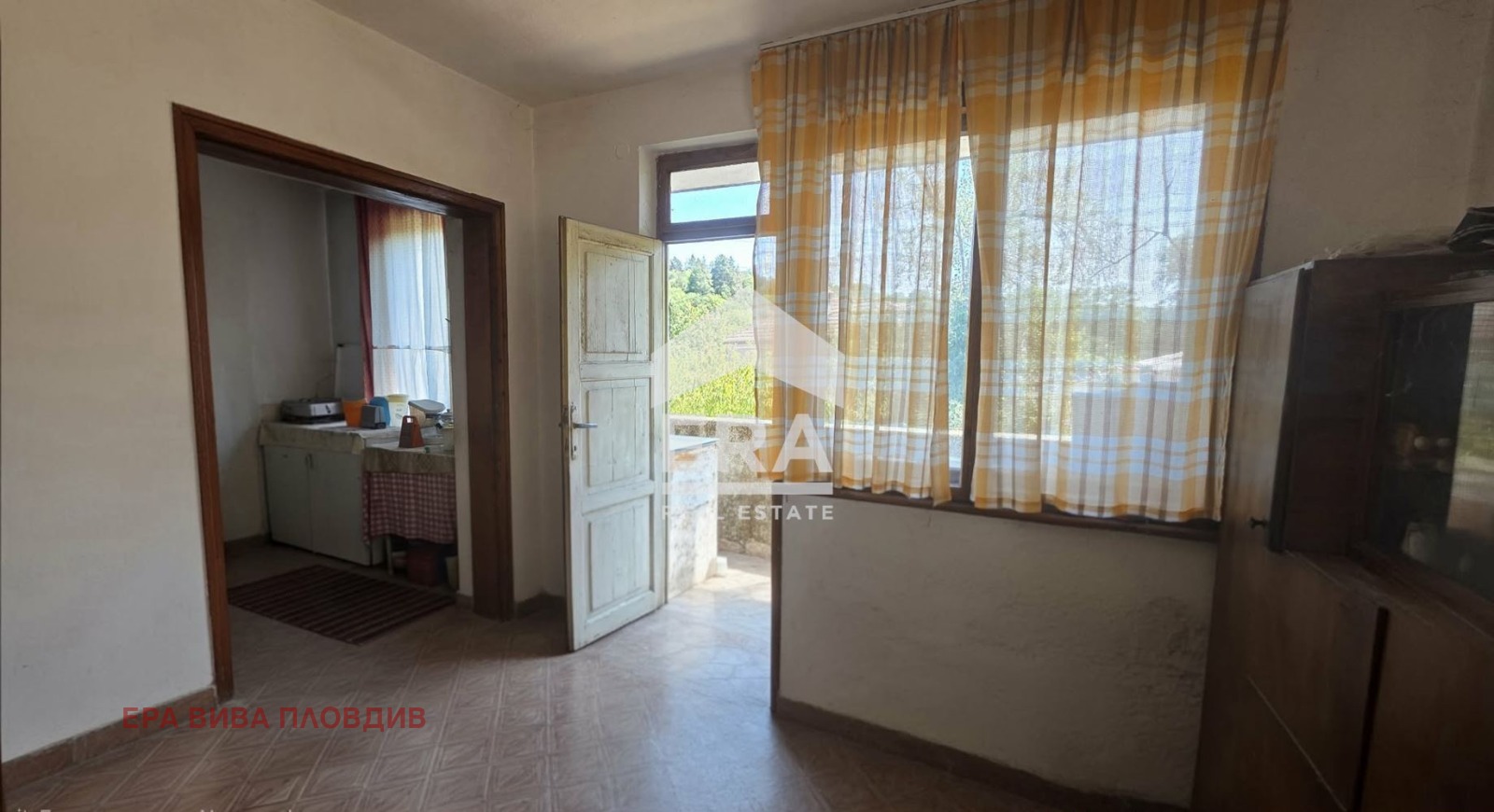 Продава КЪЩА, с. Свежен, област Пловдив, снимка 3 - Къщи - 55797657