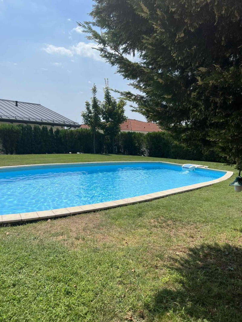 Продава КЪЩА в област Добрич, гр. Балчик - 198 кв.м / 365 000 € » 713 877.95 лв.