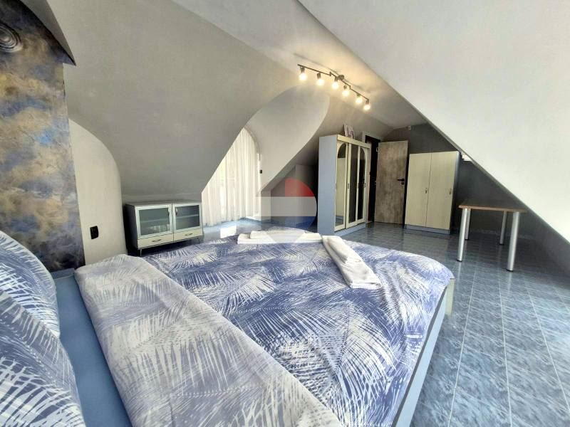 Продава МНОГОСТАЕН, гр. Варна, Център, снимка 15 - Апартаменти - 54693991