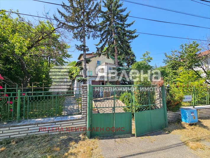 Продава  Къща град София , в.з.Киноцентъра 3 част , 120 кв.м | 38348108