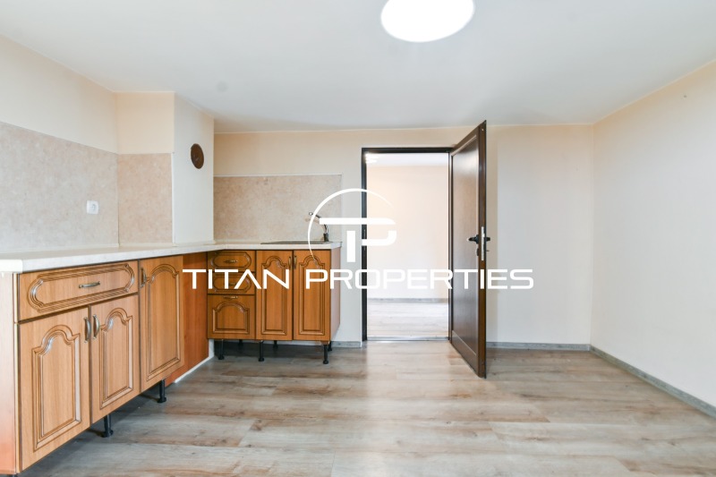 Продава КЪЩА, гр. София, с. Долни Пасарел, снимка 4 - Къщи - 53370139