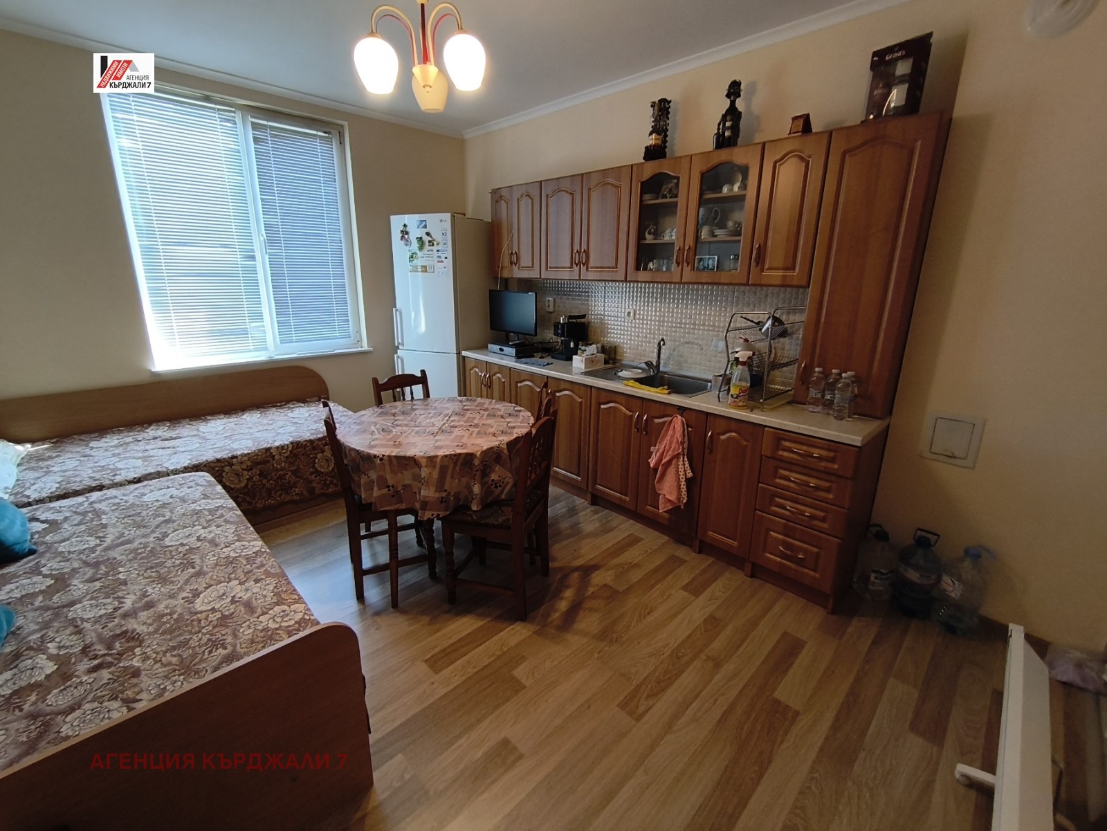 Продава 2-СТАЕН, гр. Кърджали, Център, снимка 2 - Апартаменти - 55736392