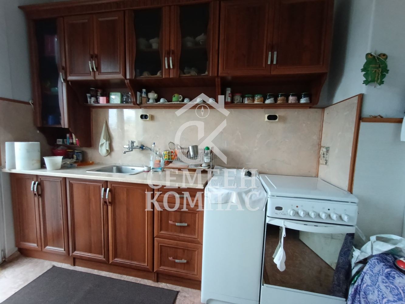 Продава 3-СТАЕН, гр. Пловдив, Кючук Париж