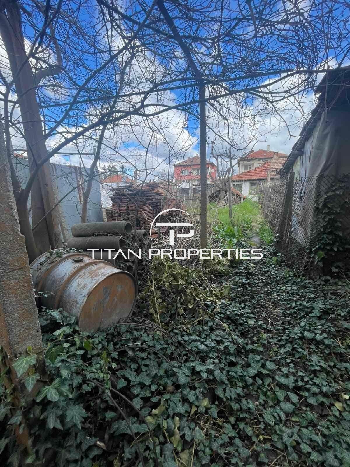 Продава ЕТАЖ ОТ КЪЩА, гр. Пловдив, Коматево, снимка 2 - Етаж от къща - 54132339