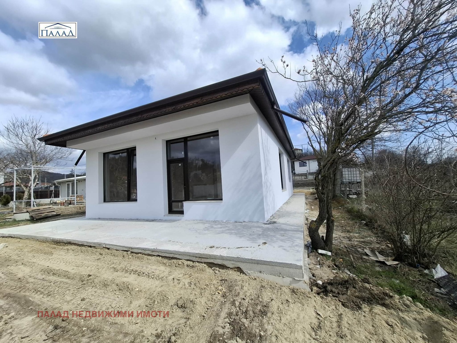 Продава КЪЩА, гр. Варна, м-т Ментешето