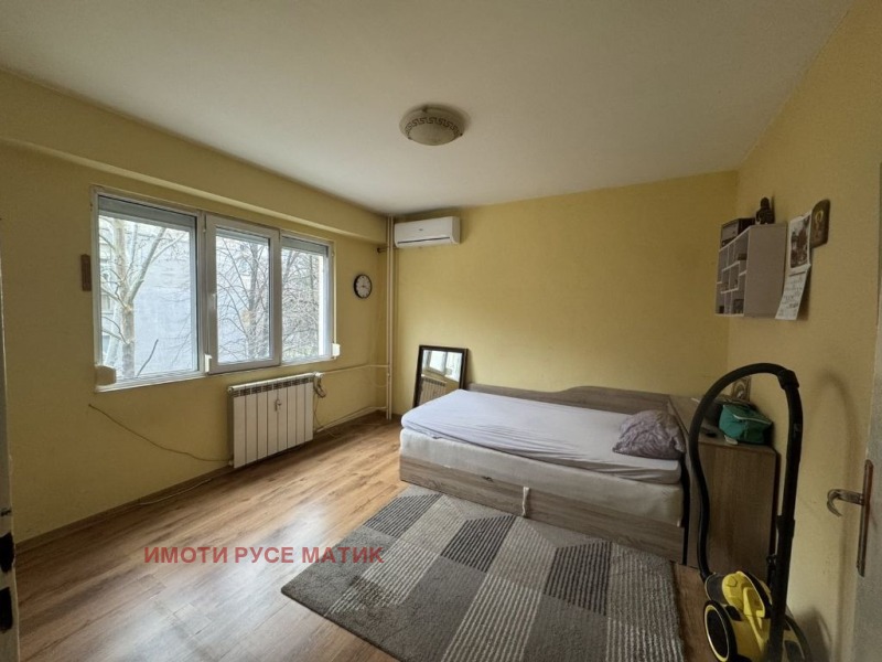 Продава 2-СТАЕН, гр. Русе, Възраждане, снимка 6 - Апартаменти - 52827360