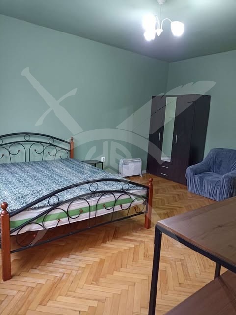 Продава 4-СТАЕН, гр. Варна, Център, снимка 2 - Aпартаменти - 48704205