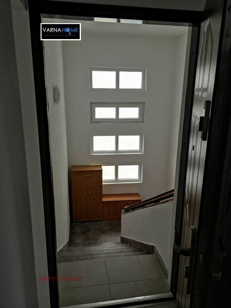 Myytävänä  3 makuuhuonetta Varna , Kolhozen pazar , 88 neliömetriä | 61300756 - kuva [11]