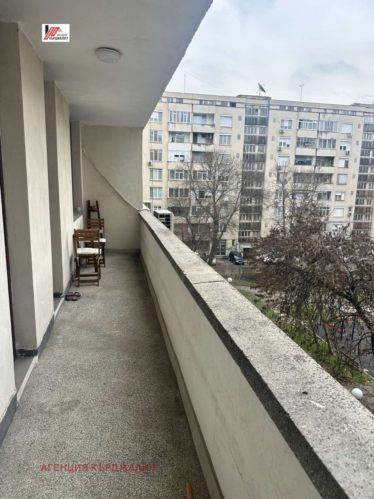 Продава 2-СТАЕН, гр. Кърджали, Център, снимка 10 - Апартаменти - 54075434