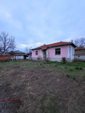 House Opalchenets, region Stara Zagora  1