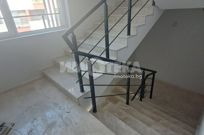 Till salu  1 sovrum Sofia , Ljulin - centar , 77 kvm | 21123712 - bild [16]