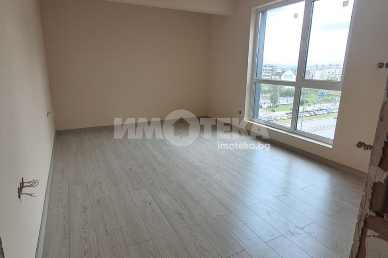 Till salu  1 sovrum Sofia , Ljulin - centar , 77 kvm | 21123712 - bild [3]