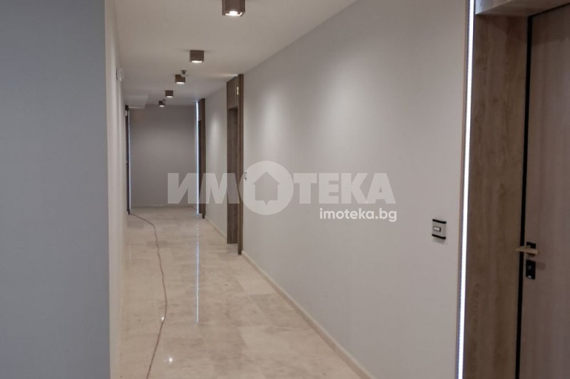 Till salu  1 sovrum Sofia , Ljulin - centar , 77 kvm | 21123712 - bild [5]