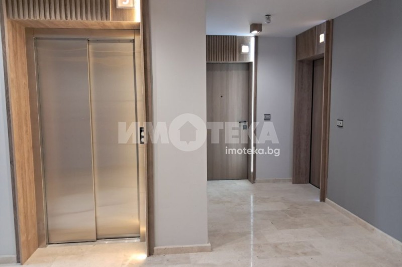 Till salu  1 sovrum Sofia , Ljulin - centar , 77 kvm | 21123712