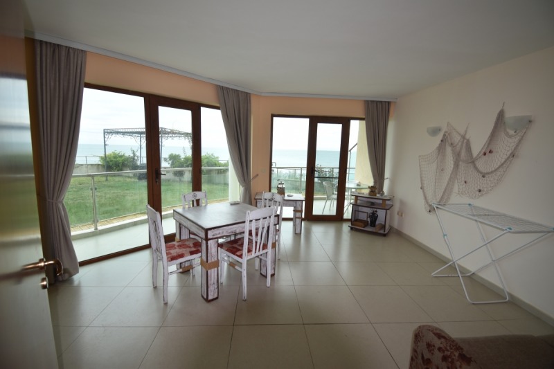 En venta  1 dormitorio región Dóbrich , Balchik , 80 metros cuadrados | 47480284 - imagen [3]