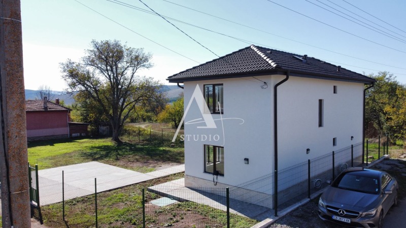 Na prodej  Dům oblast Pernik , Drugan , 124 m2 | 42513562 - obraz [2]
