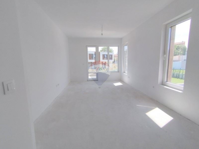 Продава КЪЩА, гр. Варна, Виница, снимка 16 - Къщи - 55376303
