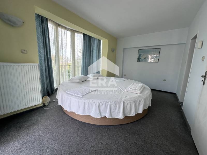 Продава ХОТЕЛ, гр. Павликени, област Велико Търново, снимка 11 - Хотели - 53453877