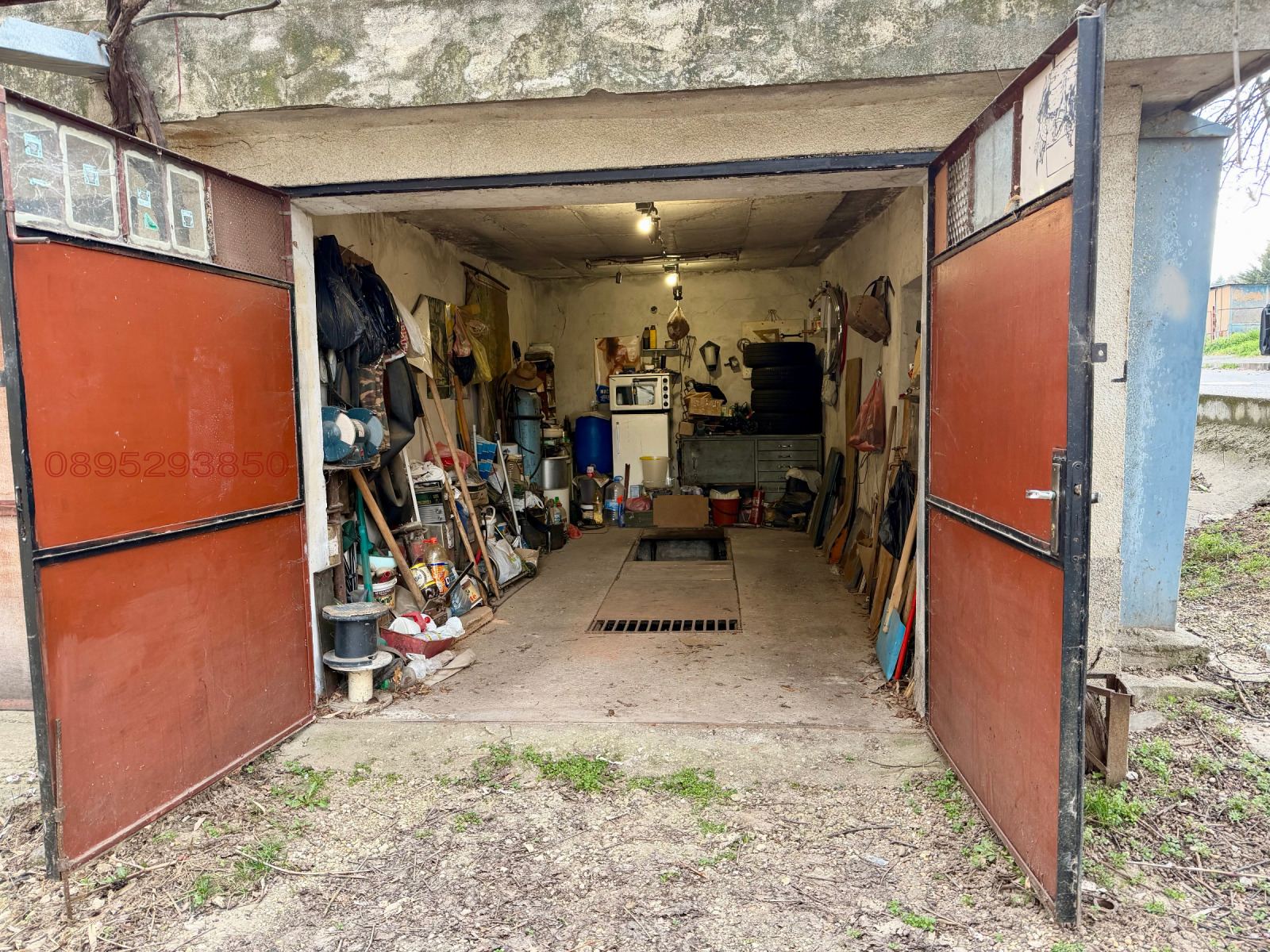 Продава ГАРАЖ, ПАРКОМЯСТО, гр. Разград, Бели Лом, снимка 3 - Гаражи и паркоместа - 53903520