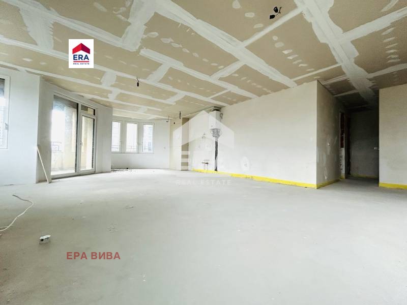 Na sprzedaż  3 sypialnie Sofia , Chladilnika , 178 mkw | 91358885 - obraz [2]
