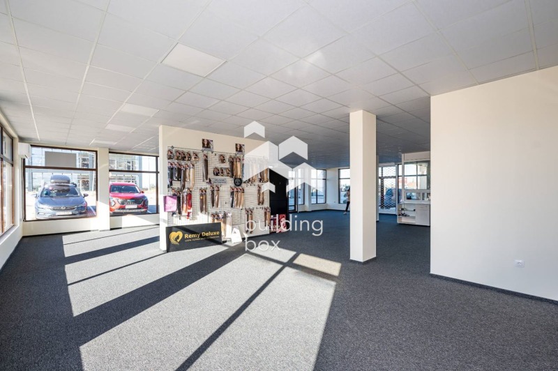 Te koop  Winkel Plovdiv , Komatevsko sjose , 264 m² | 89886427 - afbeelding [8]